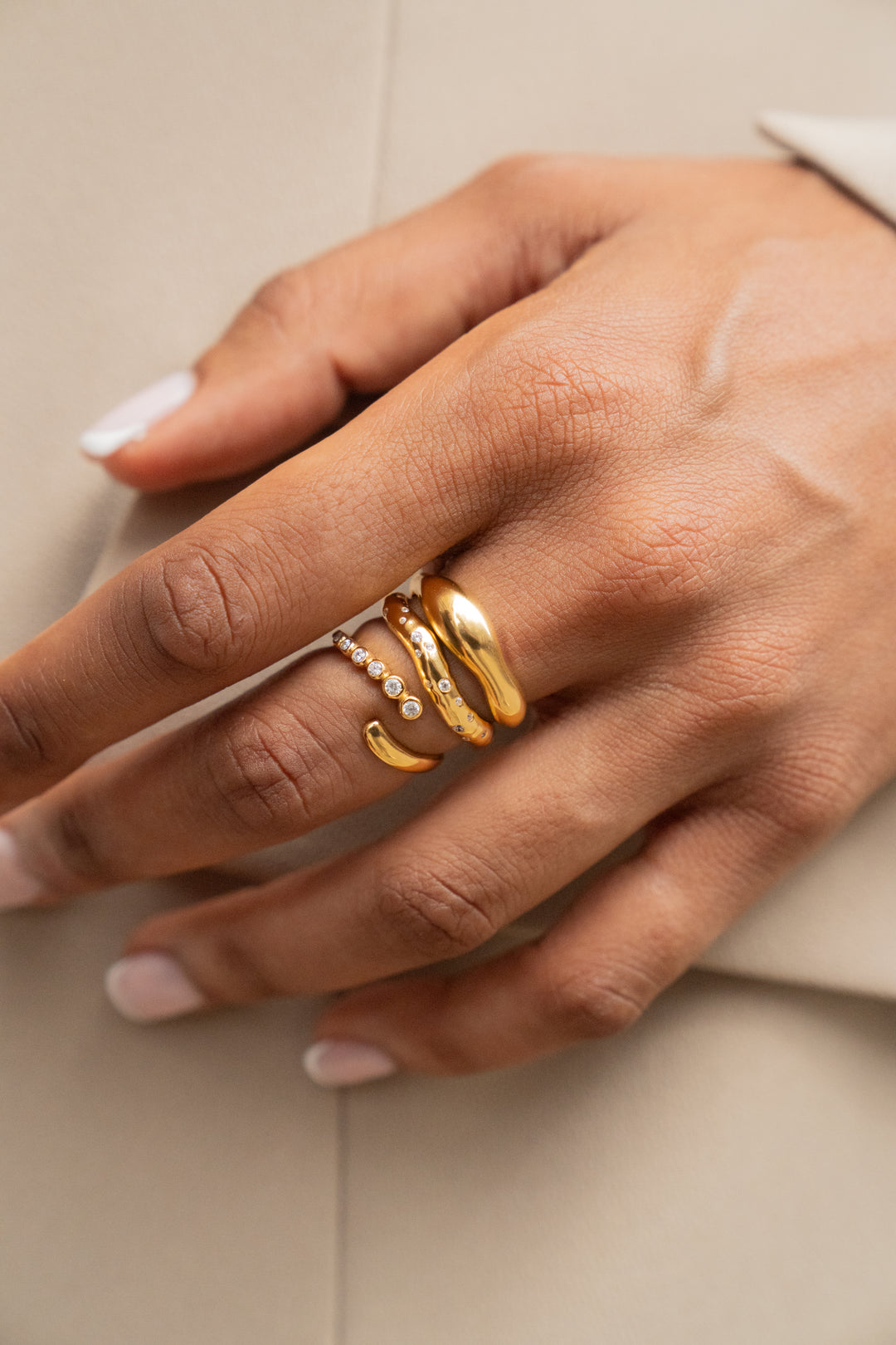 Tara Star Ring